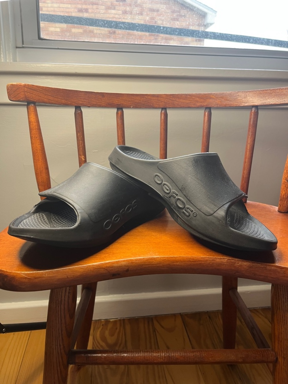 OOFOS OOahh Sport Flex Recovery Slides Men’s size 8 Wome’s Size 10